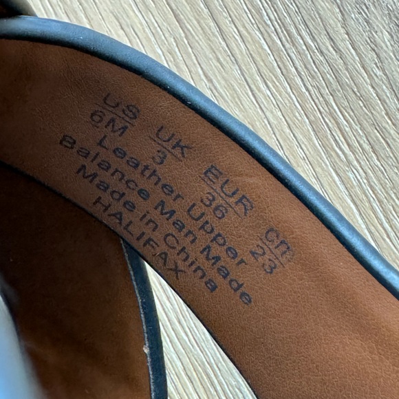 Naturalizer Women Halifax Leather Slingback Sports
Sandal - Picture 4 of 6